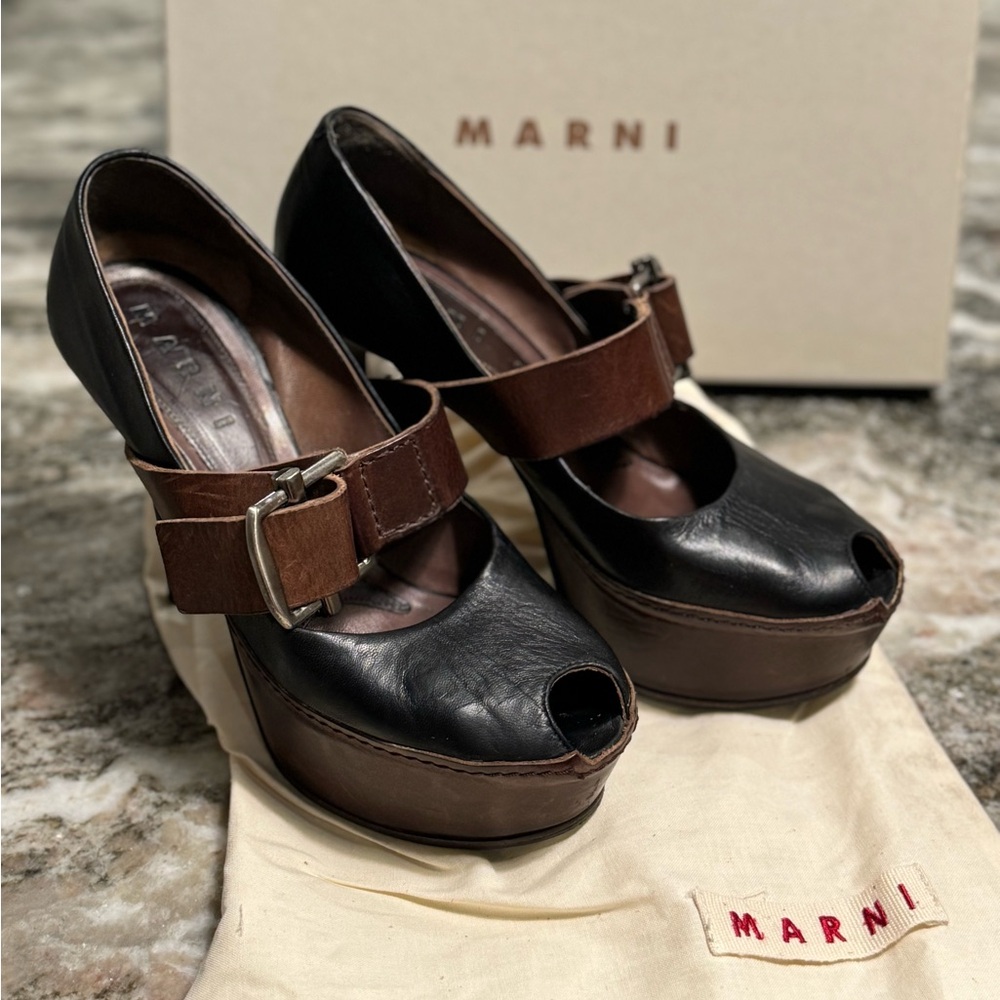 🔥Marni Scarpa platform‎ pump with box - brown & black from Neiman Marcus🔥